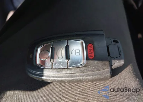 2011 Audi Q5 2.0T Premium z USA, uszkodzony, nr VIN WA1CFAFP2BA114109